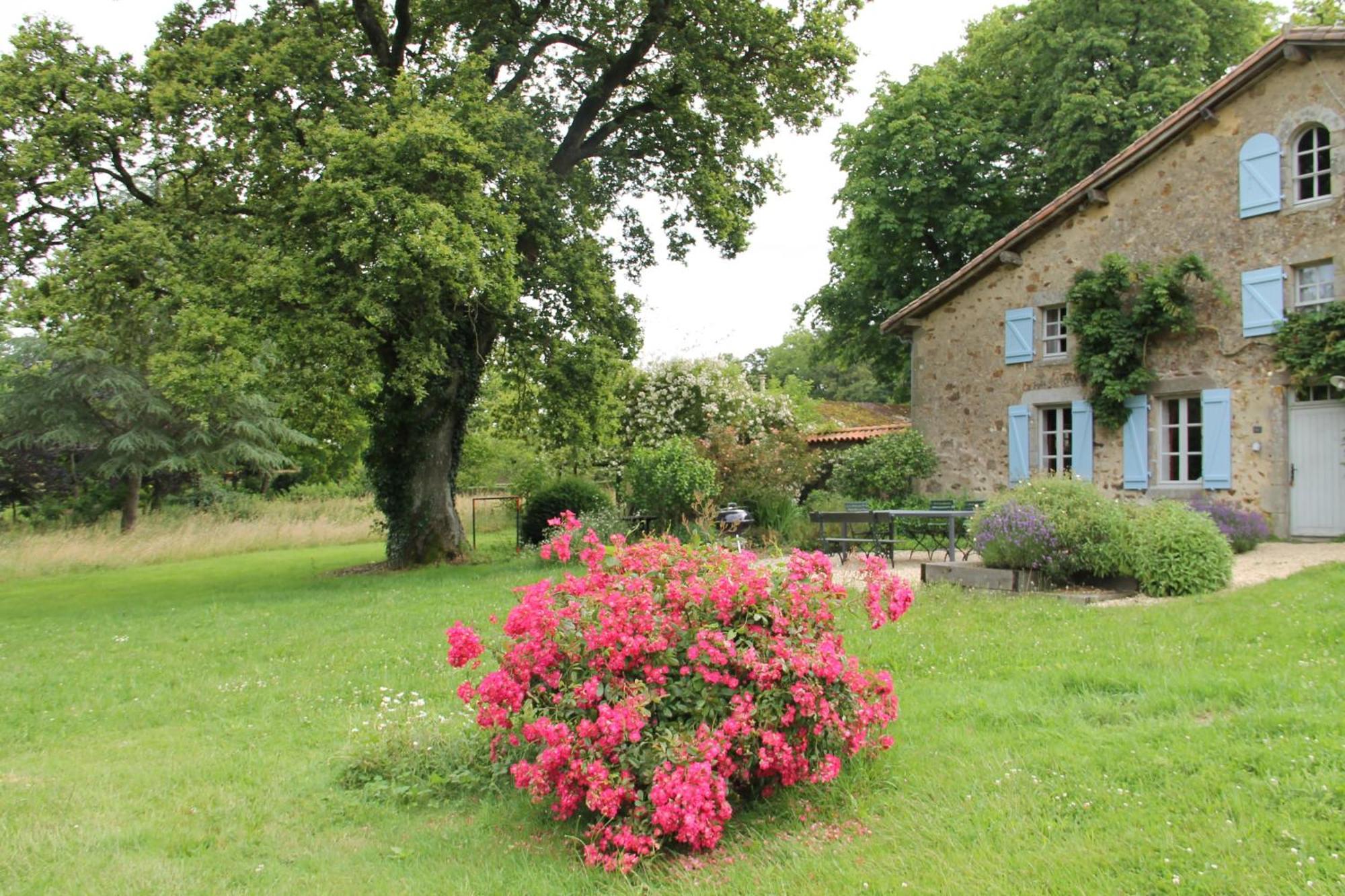 Domaine Des Roches Blanches Villa Le Pin  Екстериор снимка